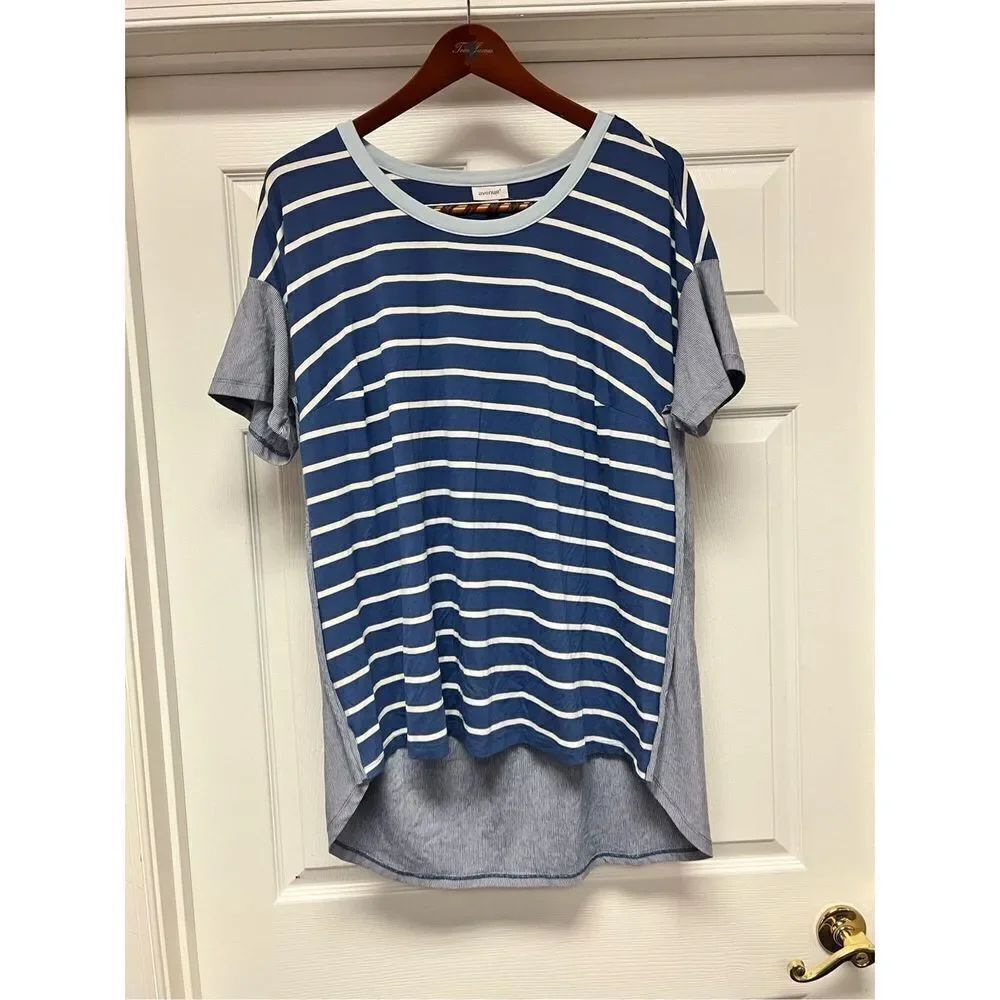 Avenue Blue Mixed Stripe Short Sleeve Hi-Lo Top sz 14/16 NWOT Substantial Piece